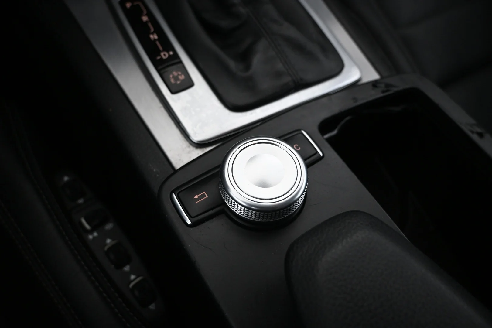 Car Image - 6Q1FhLl2etTAlYeC9n5cUZ