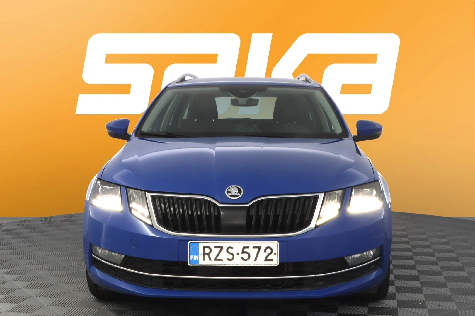Car Image - 2TI5LPEGPD2NeeGqR4LXom