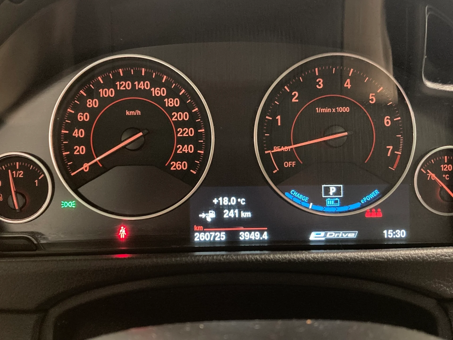 Car Image - 3SnYUAxdIJ0qxPizkYVqSM