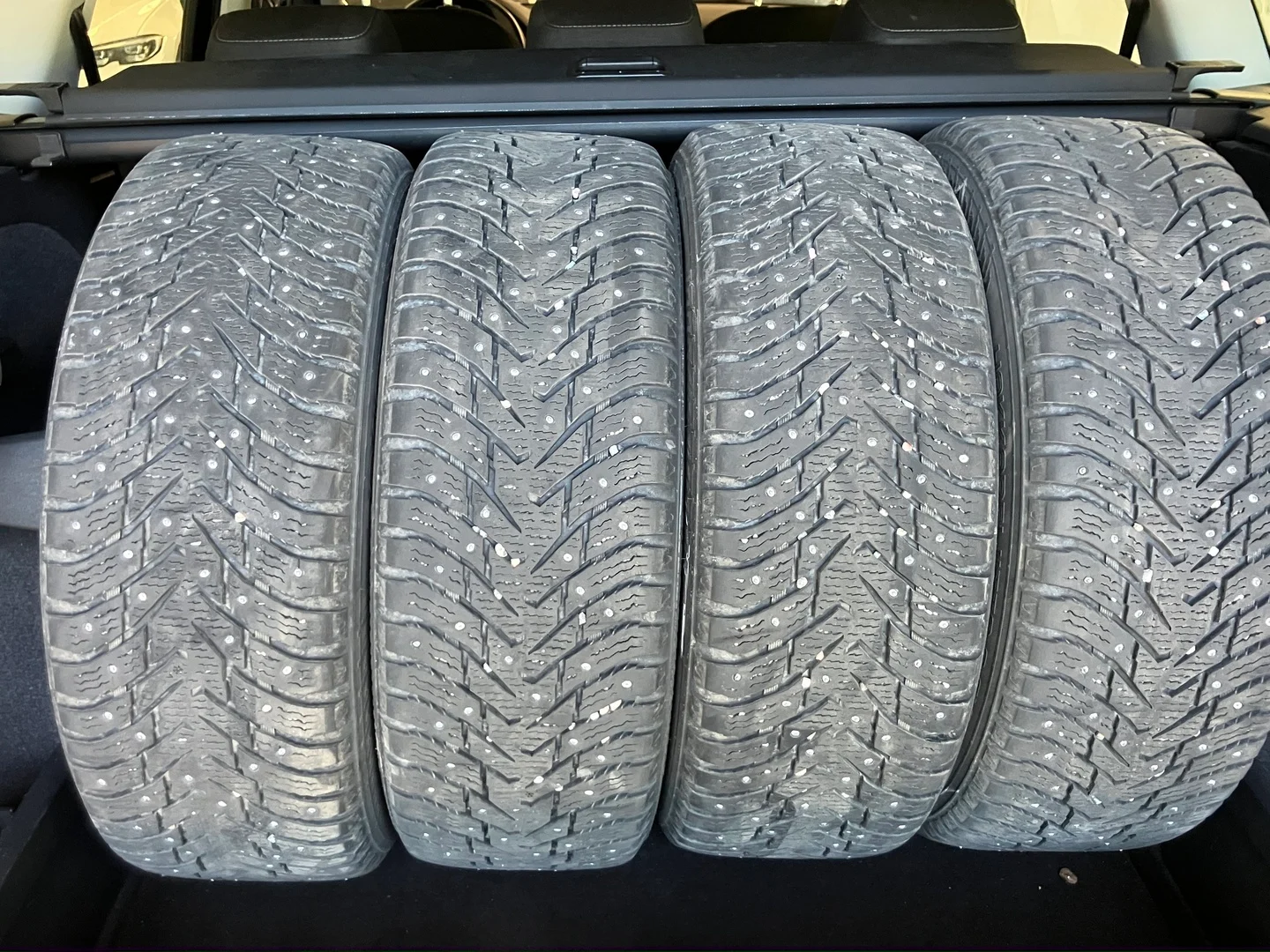 Car Image - 5DtuxscPTD3RSYUuevn1hH