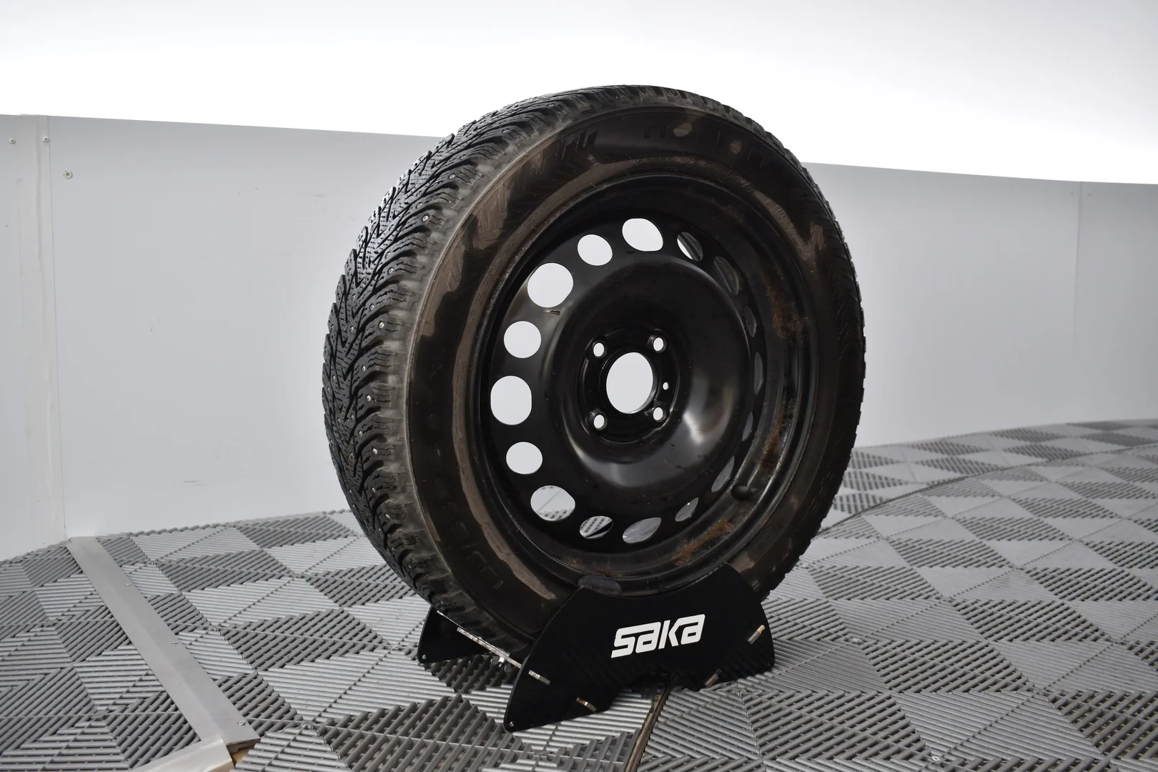 Car Image - 7wF0M4WFVM83BIVO219Uye