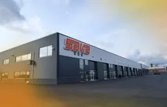 Rakensimme uuden logistiikkakeskuksen Tuusulaan. Se työlli..