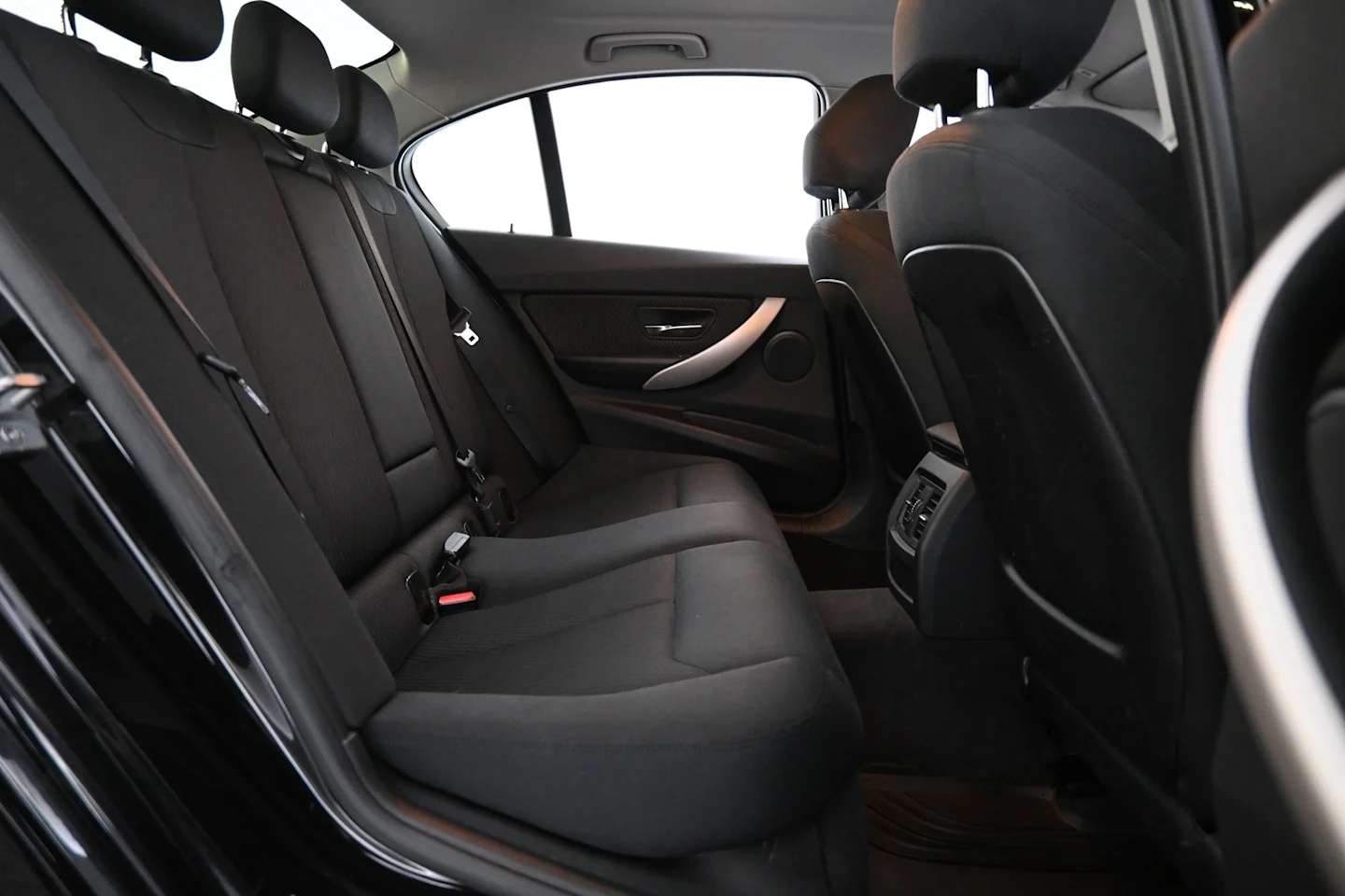 Car Image - 7d59V1HETtWfviYGIotkc2