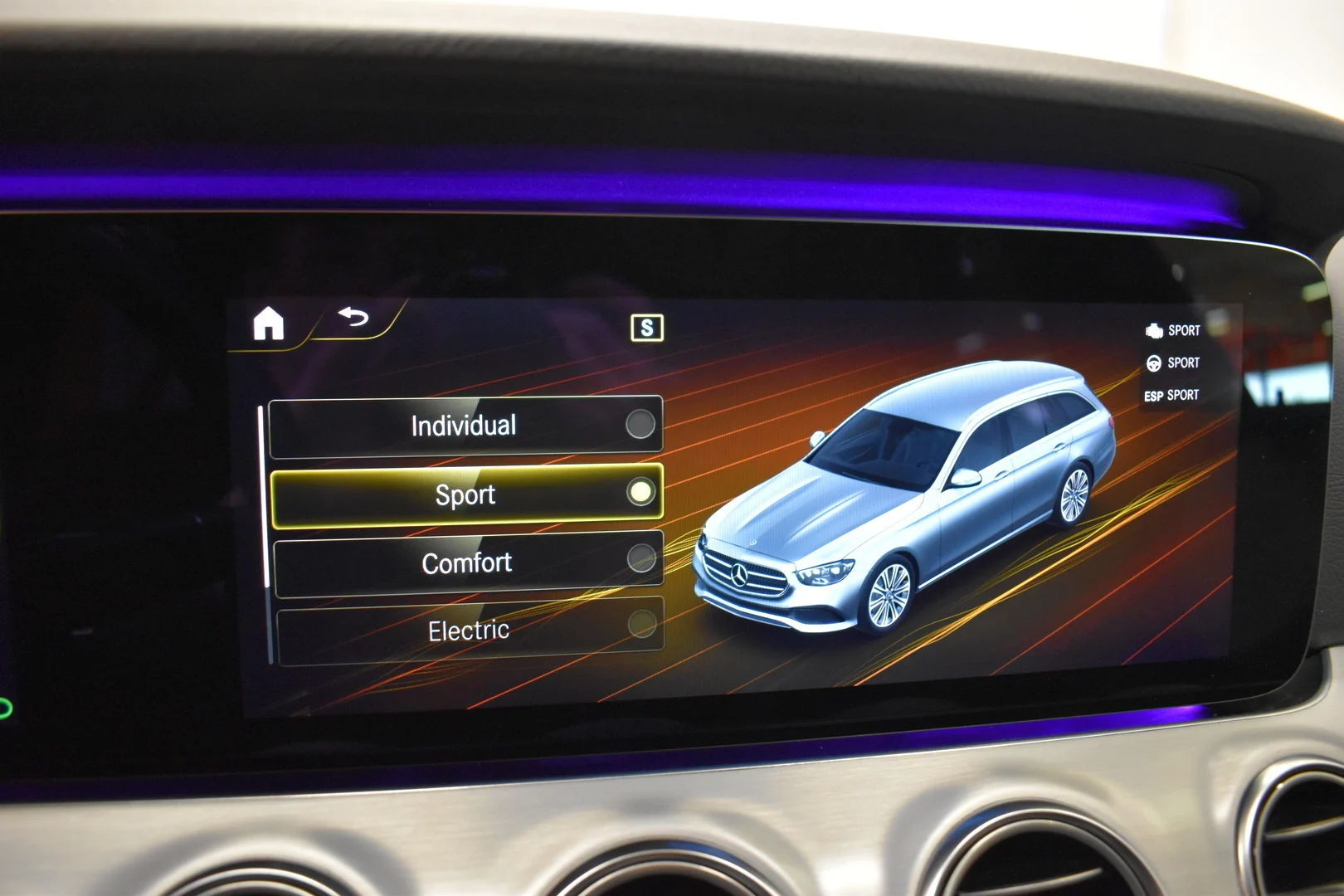 Car Image - 3a6Lov7rU5aXDOafUfySXK