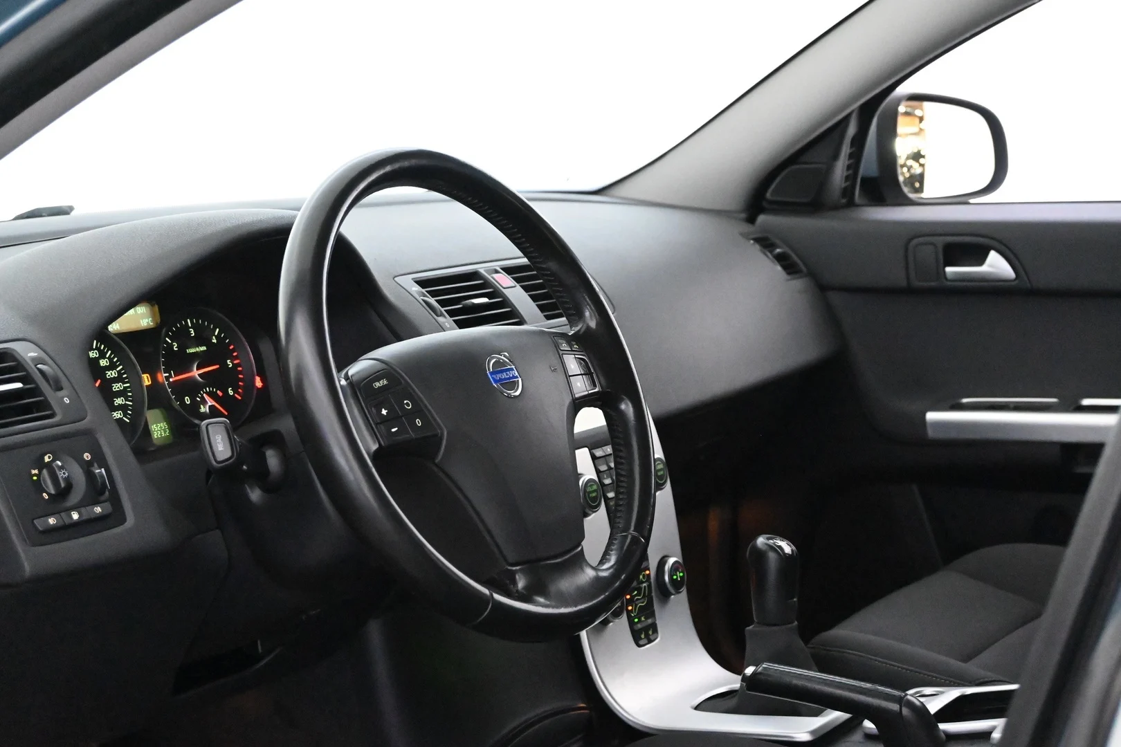 Car Image - 1cbE2vq1SdDe2ICuOTMDR7