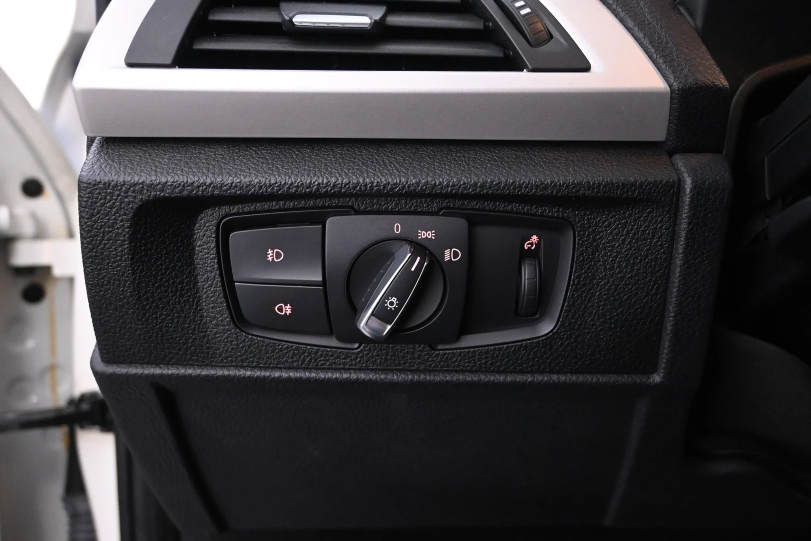 Car Image - 1gTUjwqCYpQvPgcGnSyPir