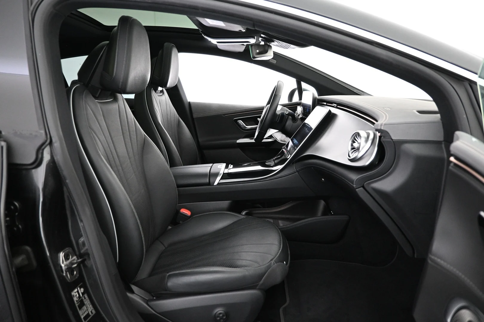 Car Image - iSaVID2aUbaBUO0fFF7Nb