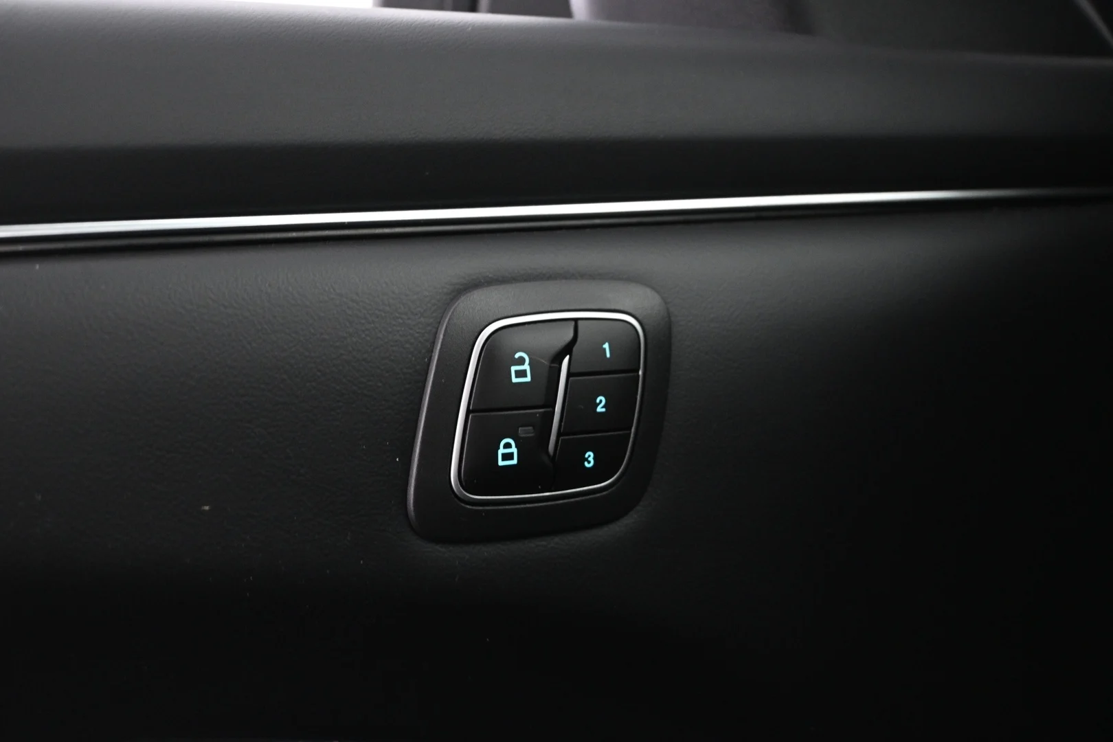 Car Image - 5thKNZfn6MFzLohBMtrvju