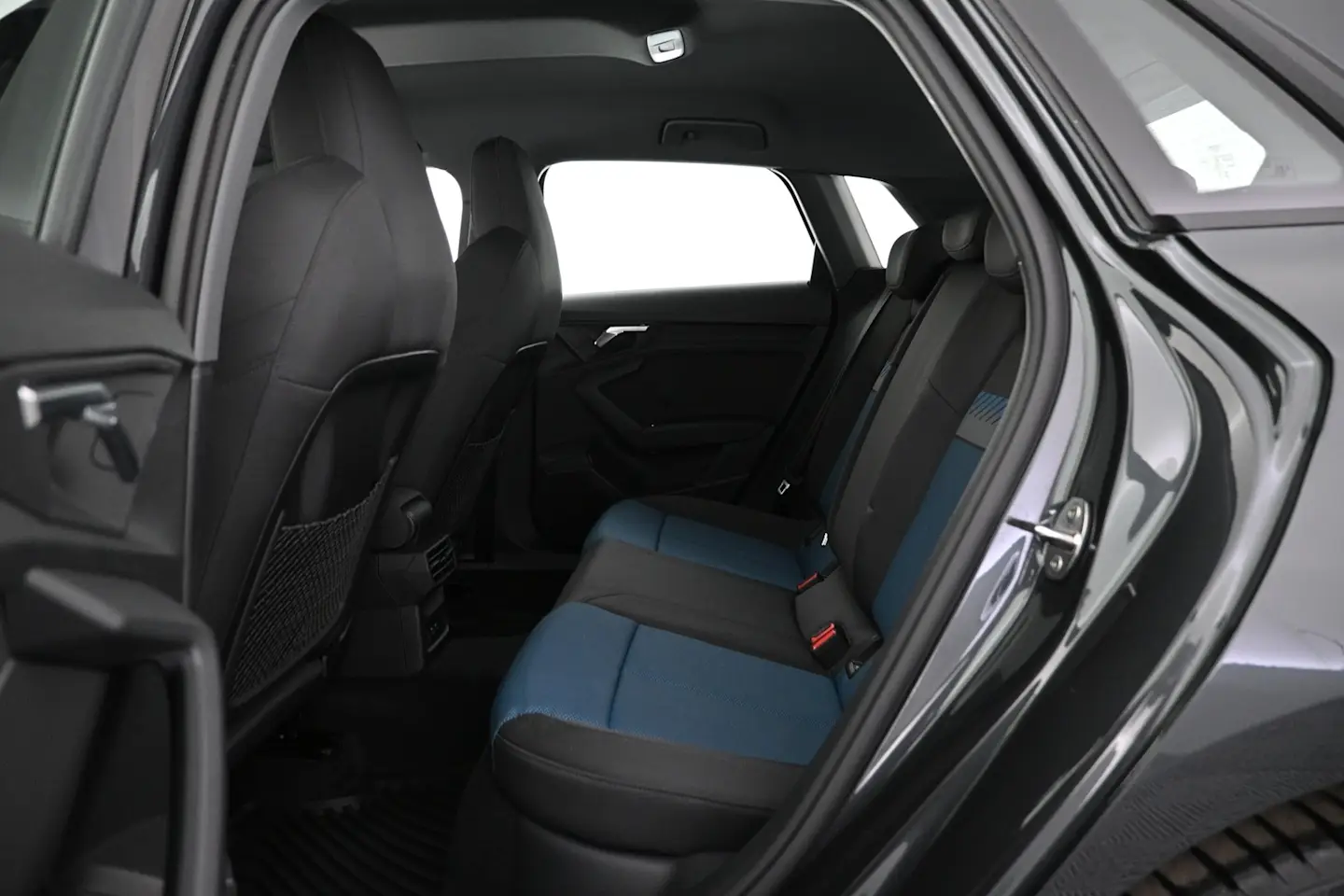Car Image - 1rkIeOQdl3uz9ojET75RPy