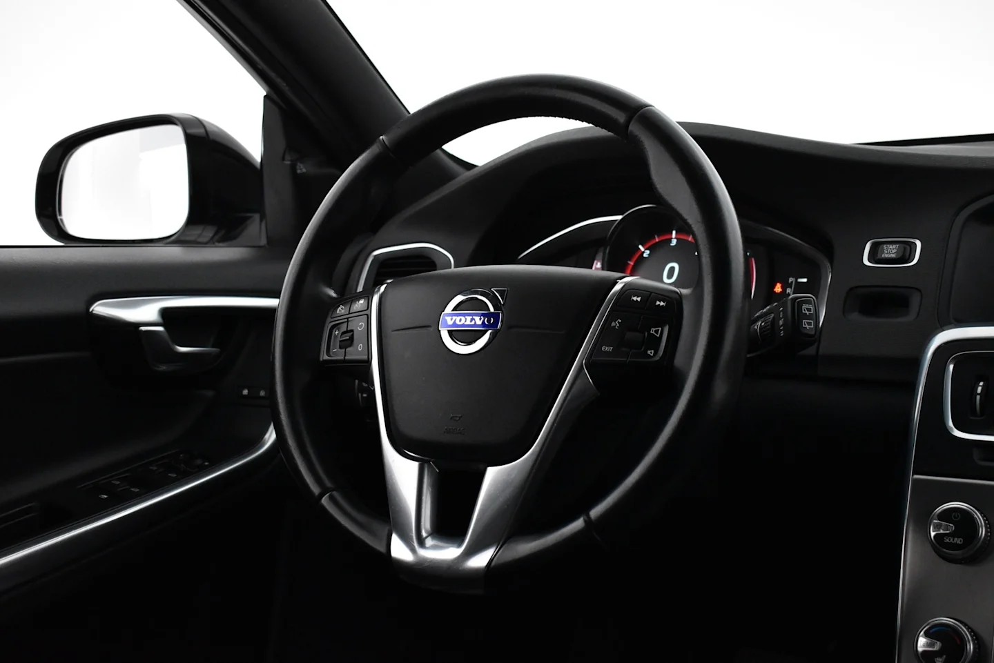 Car Image - mK0RS0aUzjF8TR6J5GaXl