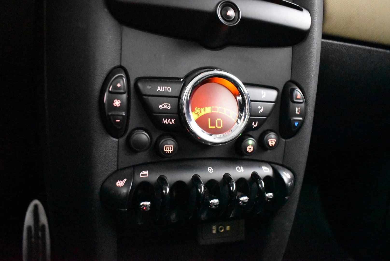 Car Image - 76OqEcS5cksBOq0Sye0tFT