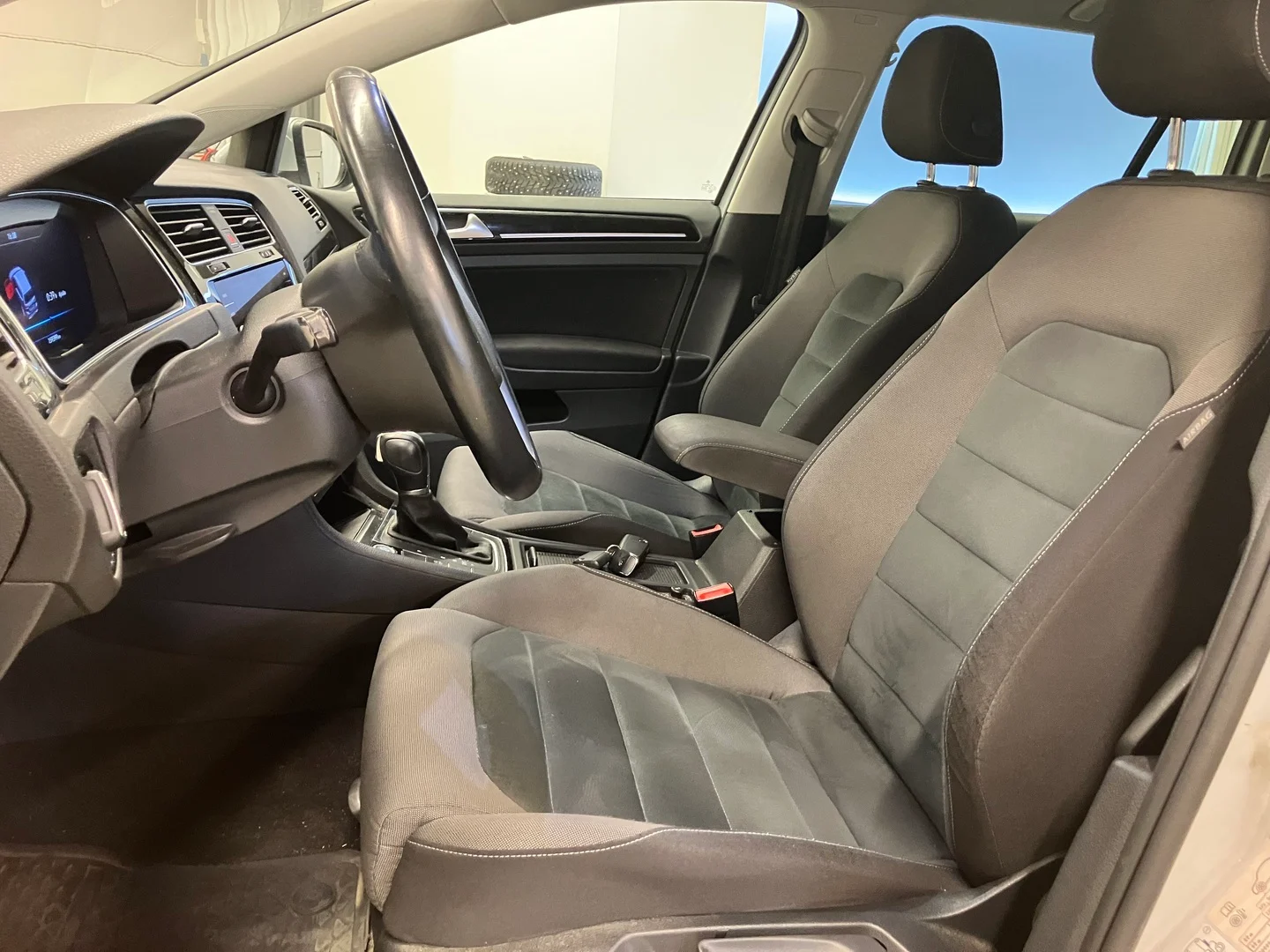 Car Image - 4G3Uqil5AIyYGd9z0hGtm3