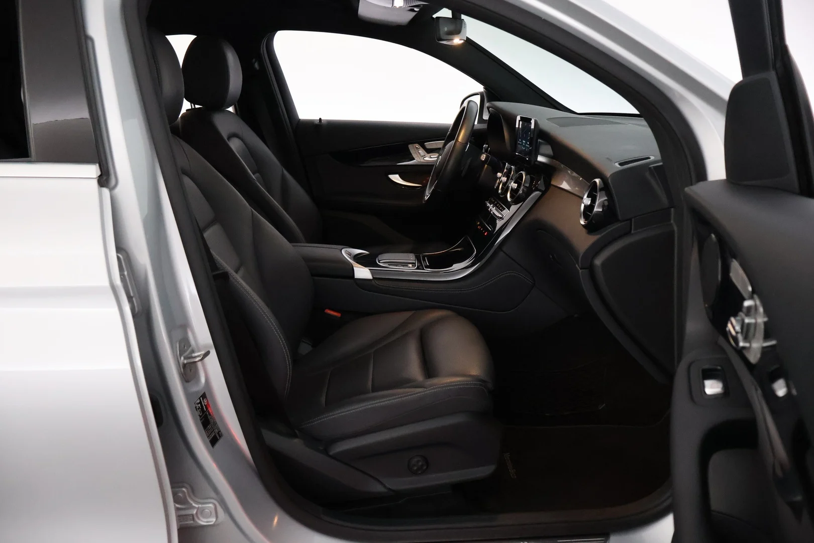 Car Image - 6TihV63pezfqGM9LM67ib8