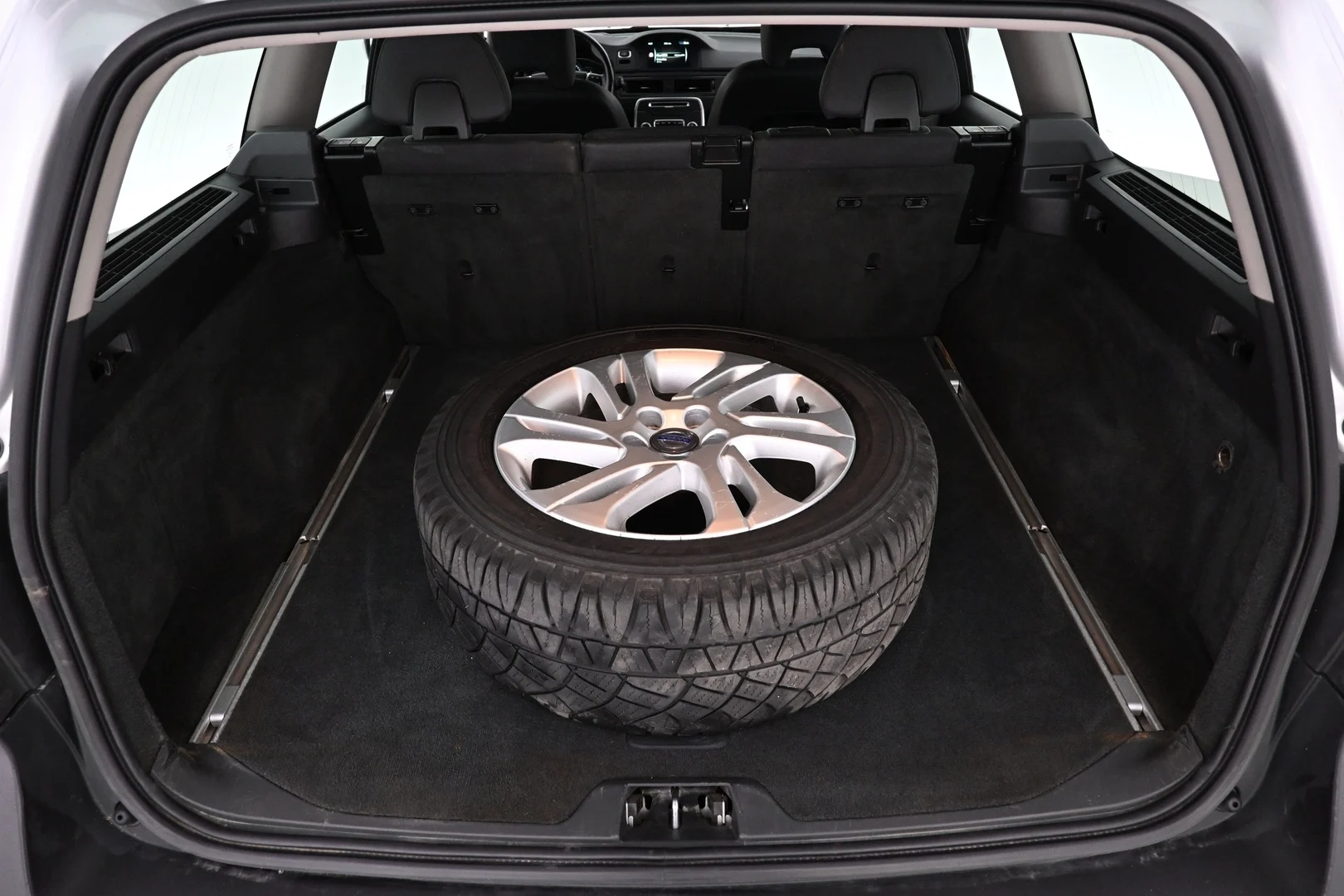 Car Image - 1LLVBwyK0znxXJ2x6wHoOu