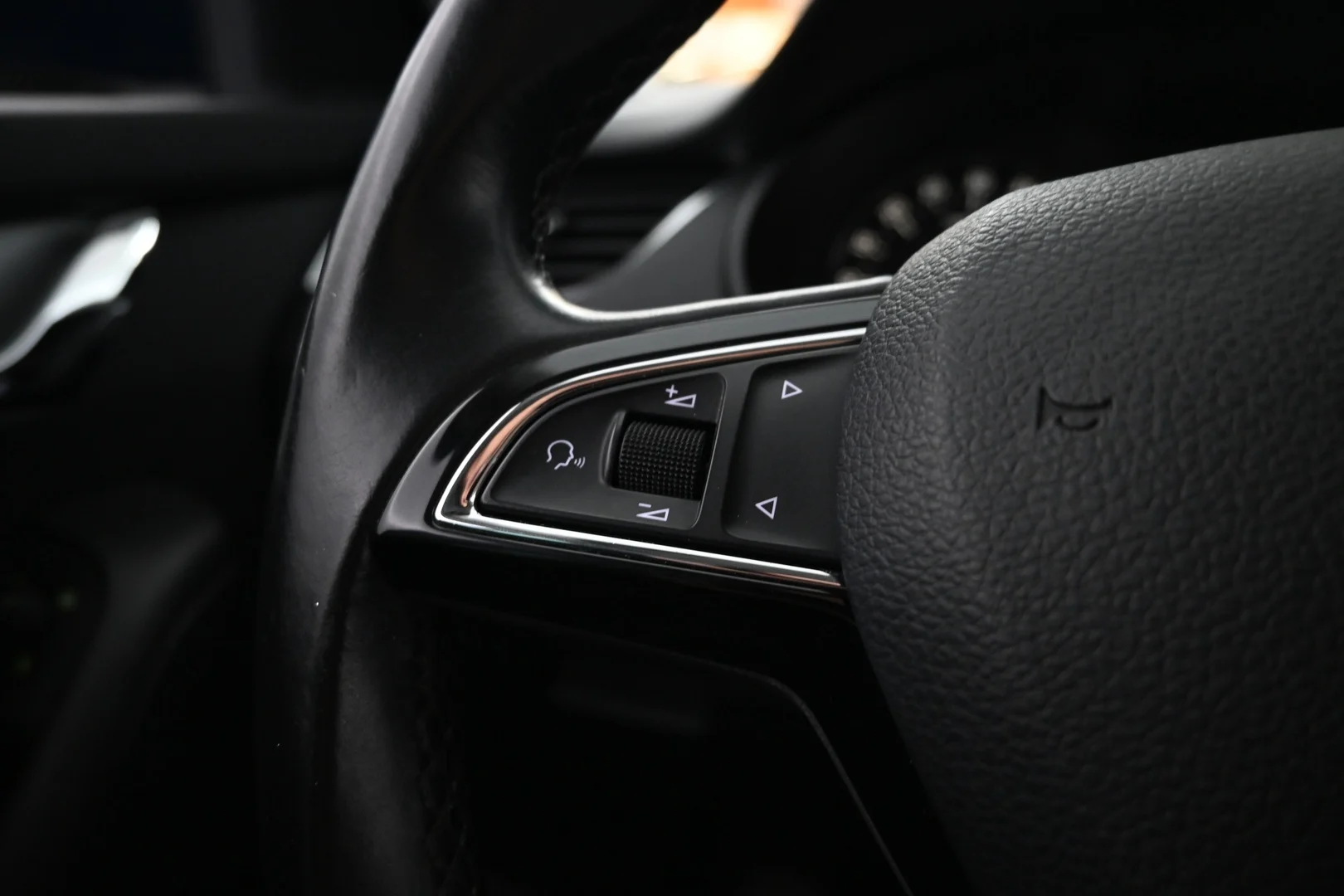 Car Image - wDHIYy7B8oY2HZMgX6EXX