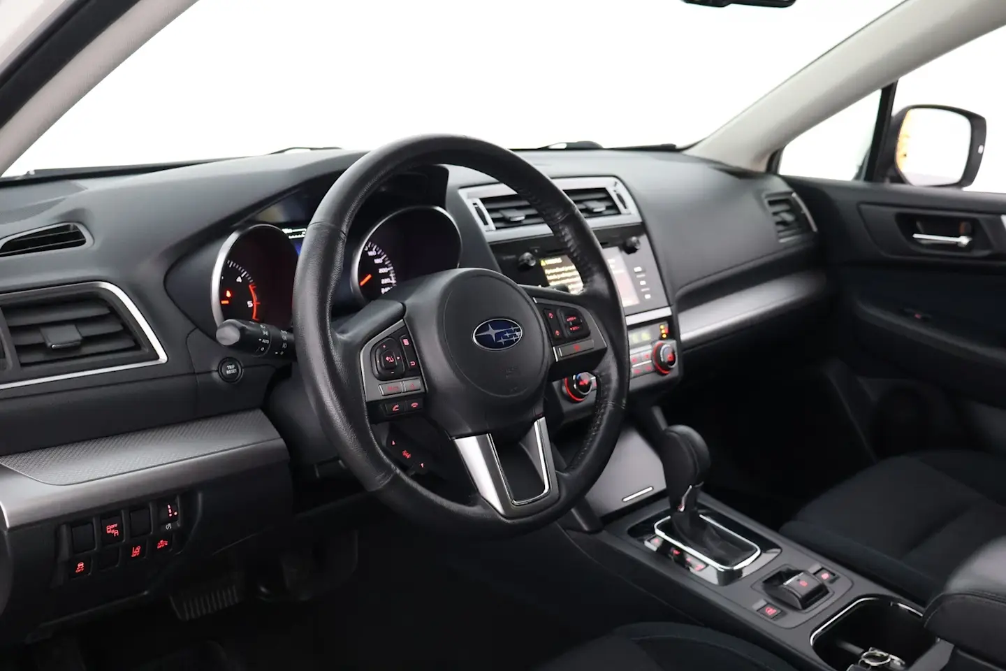 Car Image - 1YqIlmBf19Z0kYmFWwnVRl