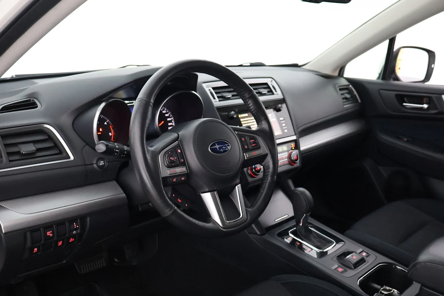 Car Image - 1YqIlmBf19Z0kYmFWwnVRl