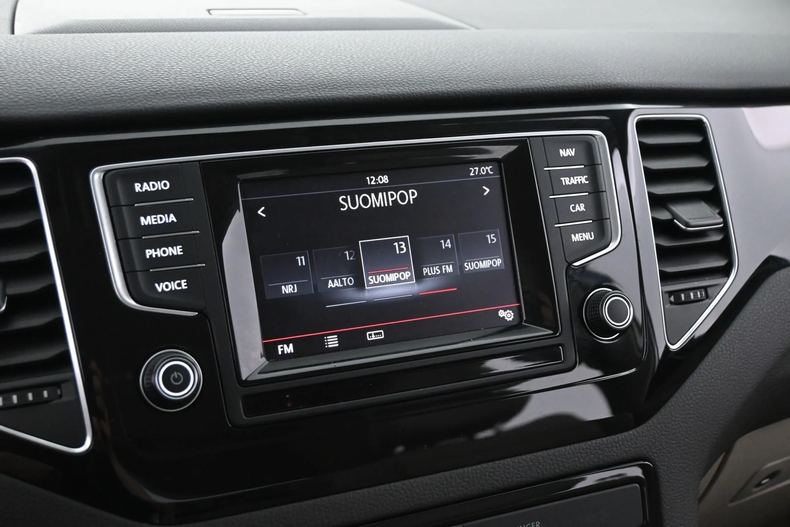 Car Image - 6TzFRlAxrUbICnKNZ7h26i