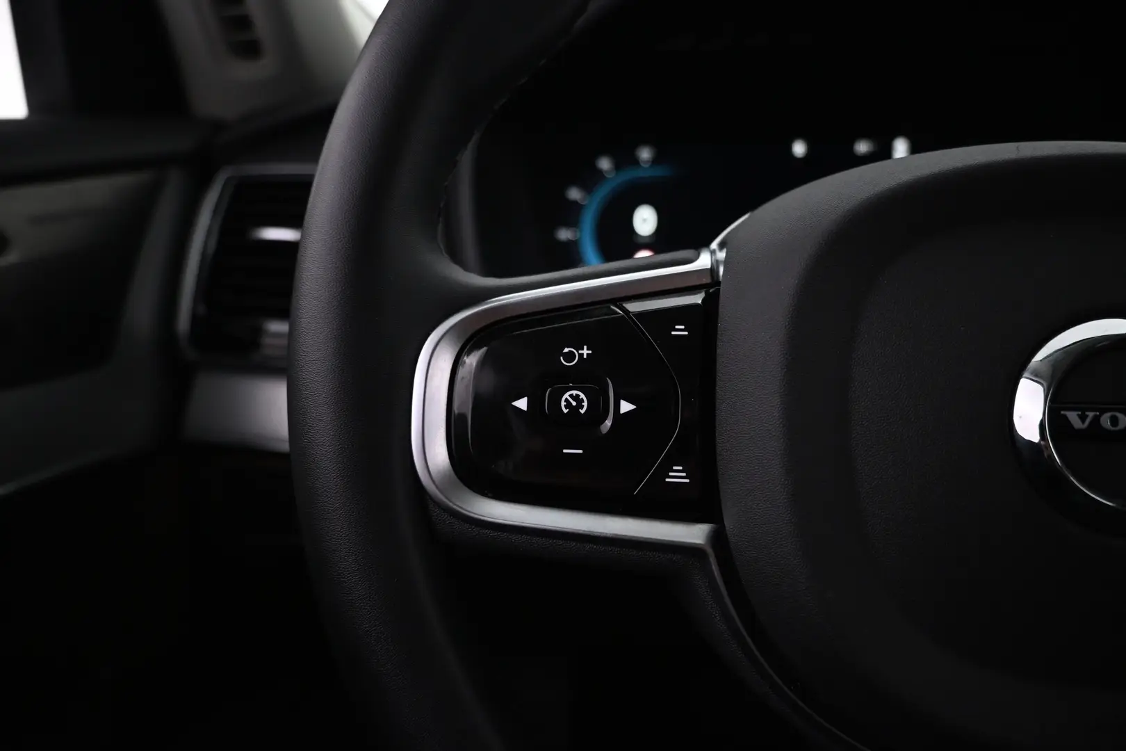 Car Image - walpfssrQ1bkXWC970ktq