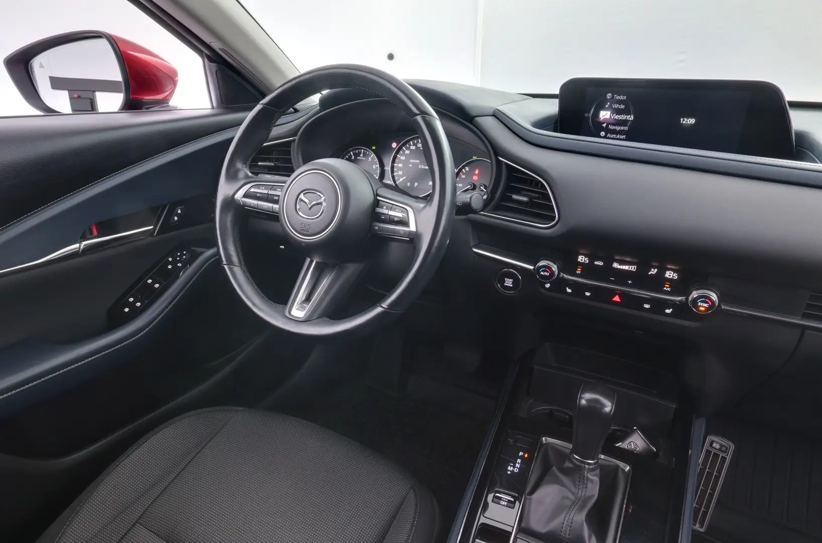 Car Image - Aj5P9XmHDsNuKAKDMcPtd