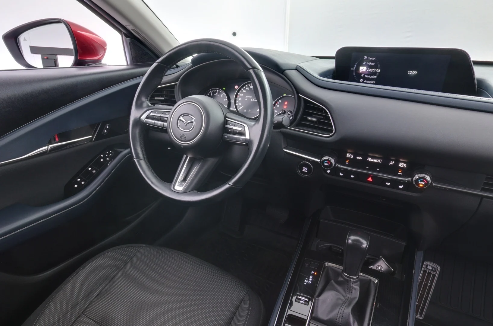 Car Image - Aj5P9XmHDsNuKAKDMcPtd