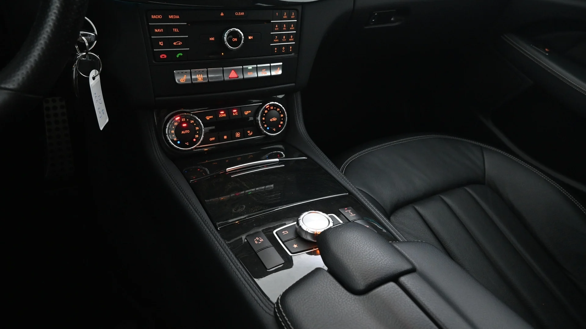 Car Image - 7Ipnwj6Y8Fg6BiA382Db7H