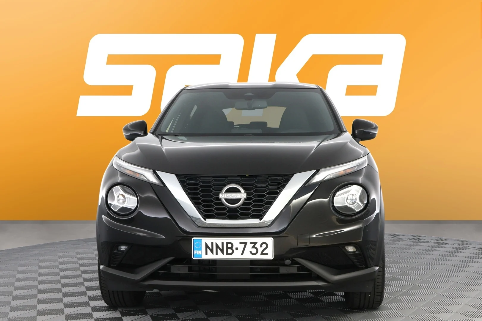 Car Image - 9zvIKBB9xqGyw4PYhA5JL
