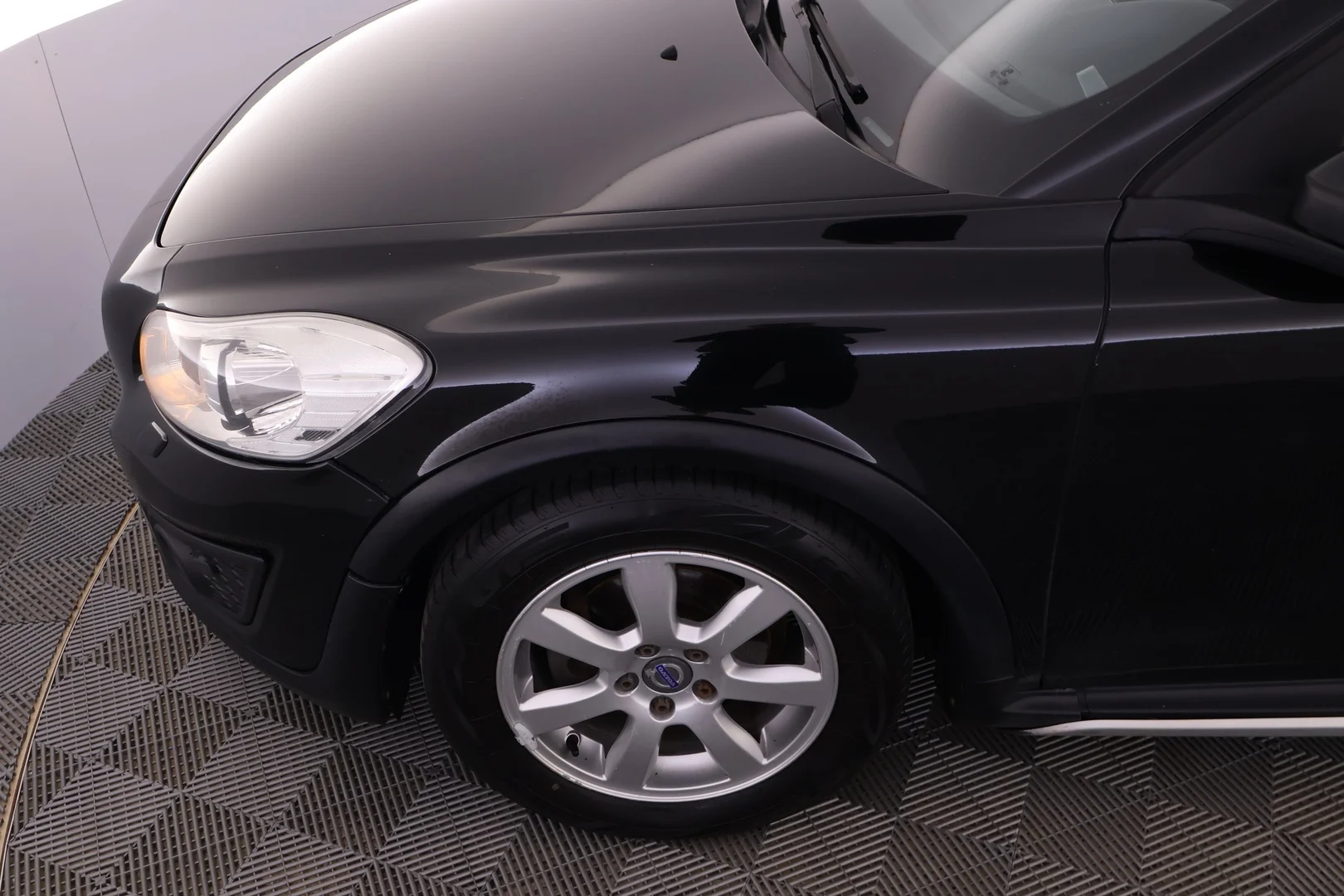 Car Image - 5qKVmbJJVr9CsfraZurzy6