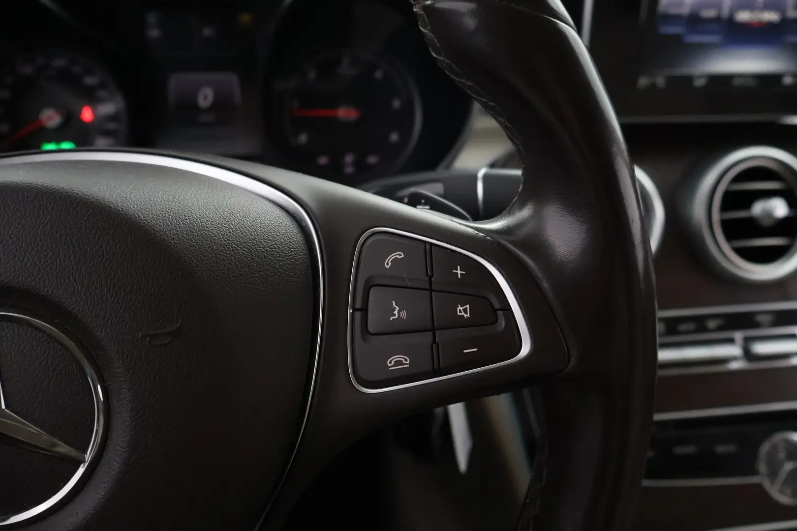 Car Image - 6J5slcfQNsEc3LxHjfpgeA