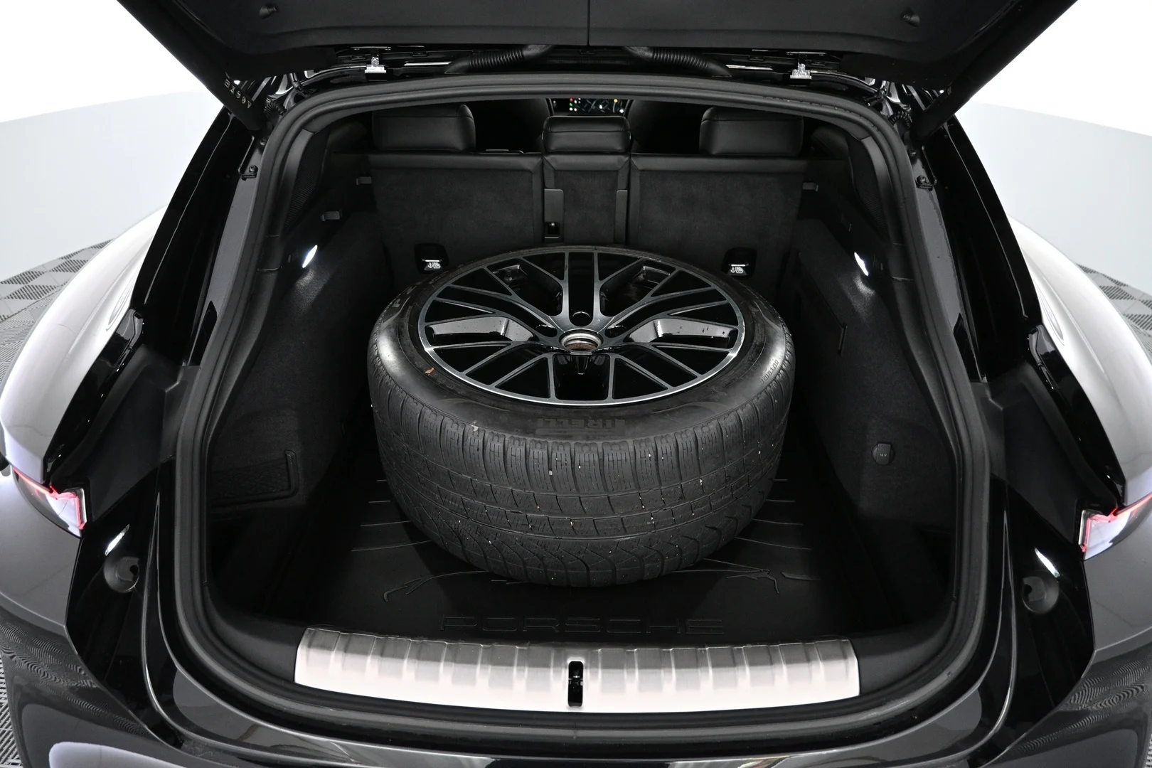Car Image - 5Whb3EubibwRfncwxWkZab