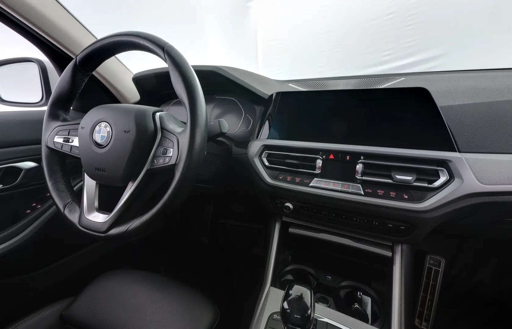 Car Image - 20qDg0q5vj9DBIGDnSlyBb