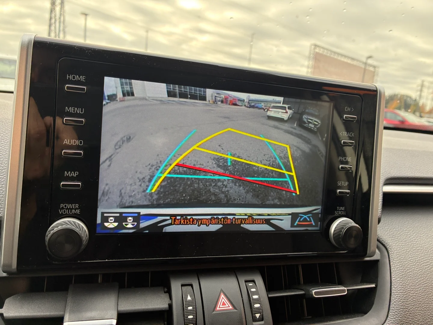 Car Image - 2o0QTlzEWEVx12GieVGT08