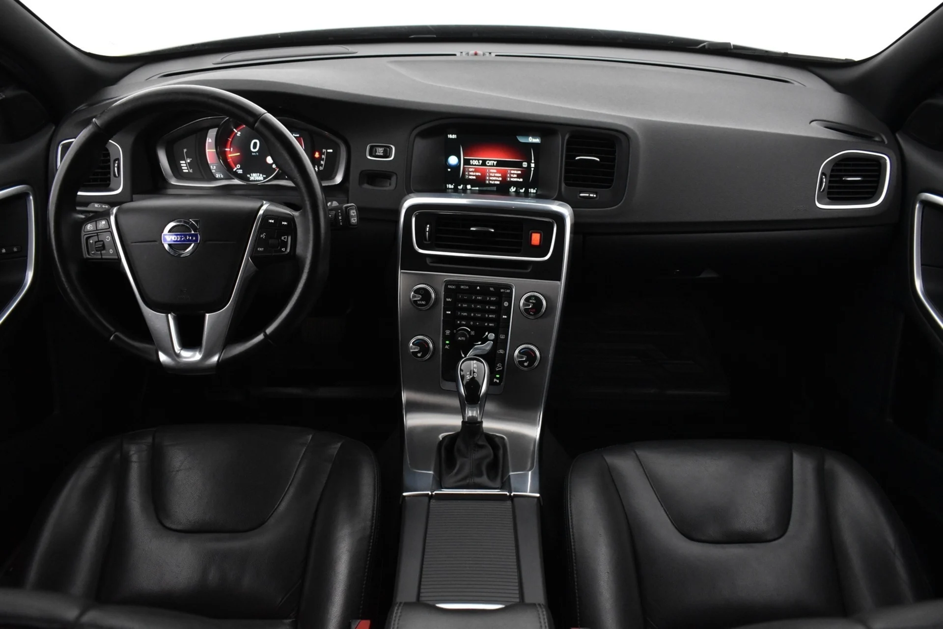 Car Image - mK0RS0aUzjF8TR6J5GaXl