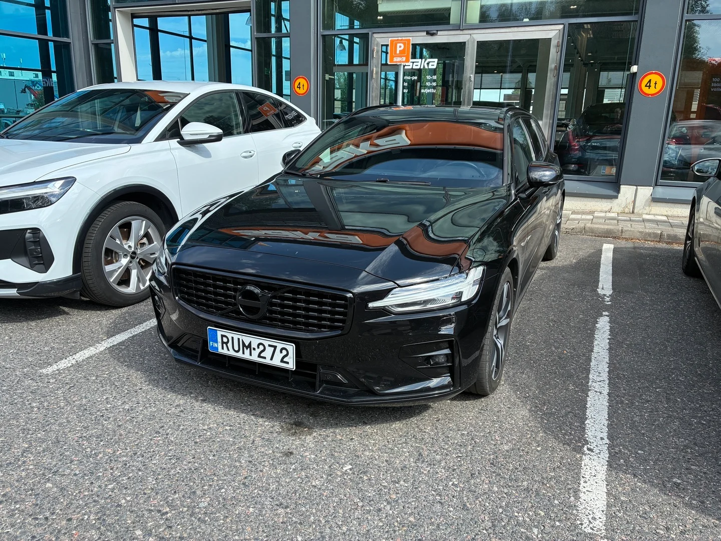 Car Image - 75vCBCX3irknYUBSNVg1fG