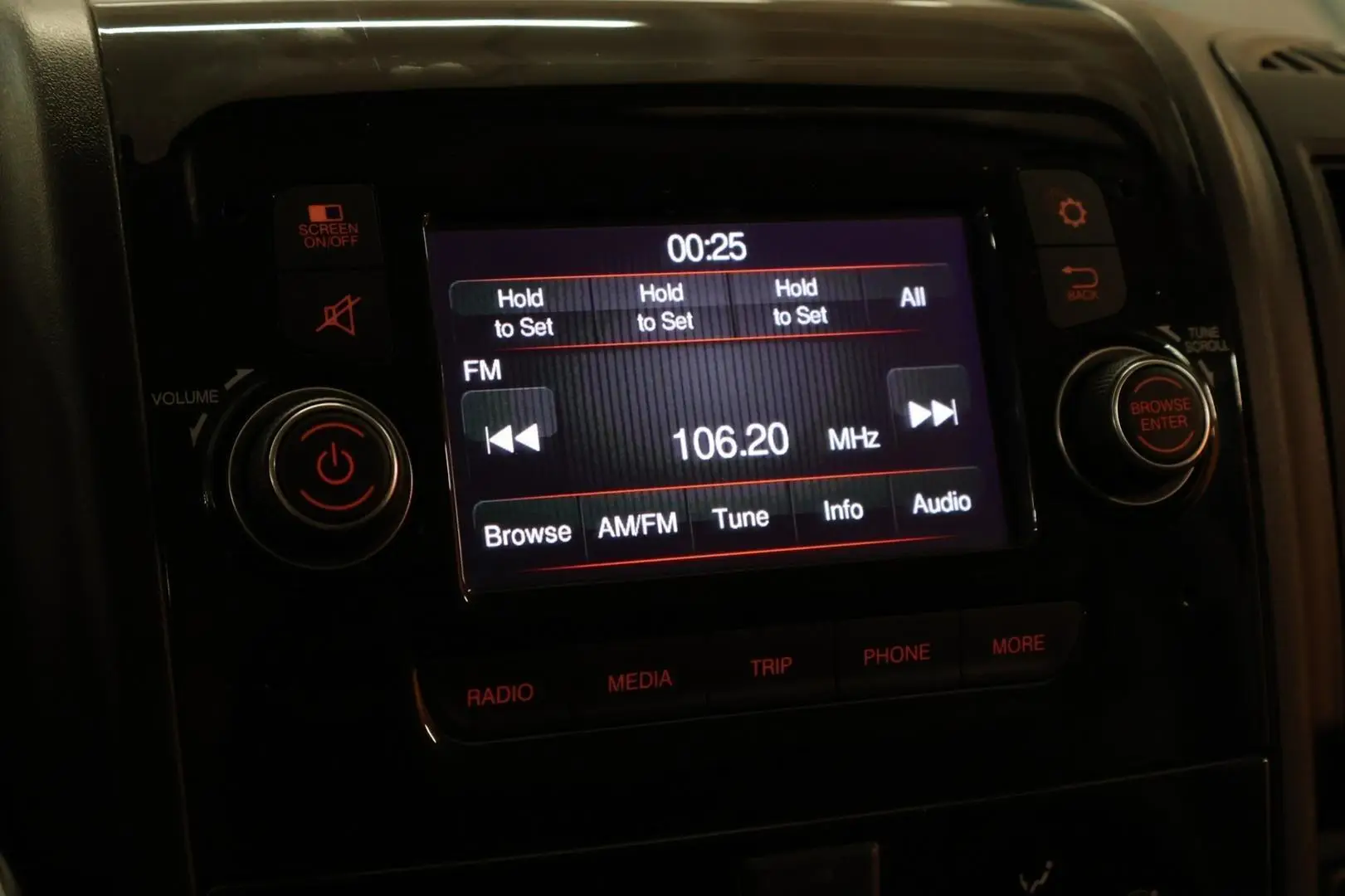 Car Image - 6Sc6dL8eUrI4AWghNKERyr