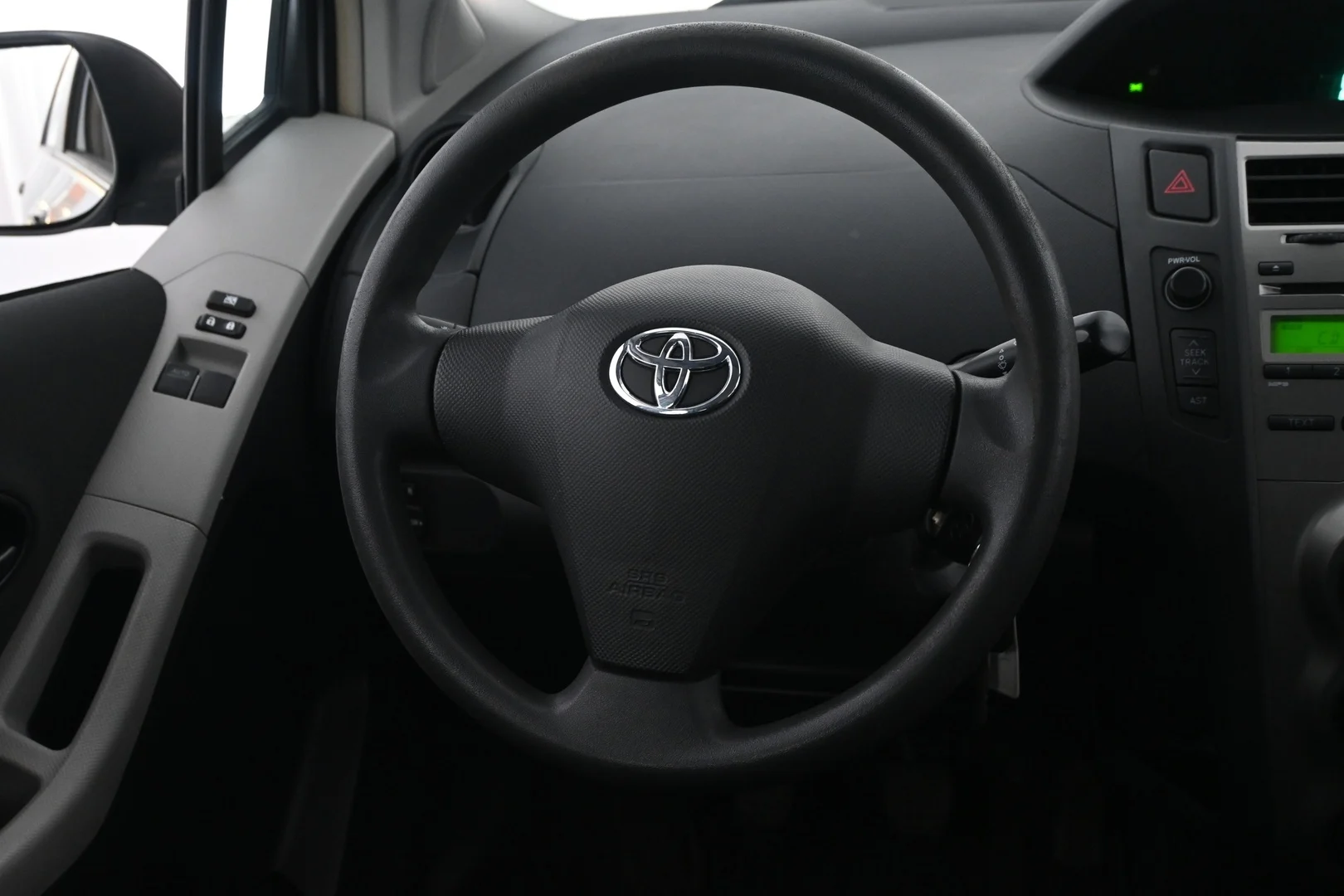 Car Image - 7k5fBgb0OWUK8khgUAIn2R