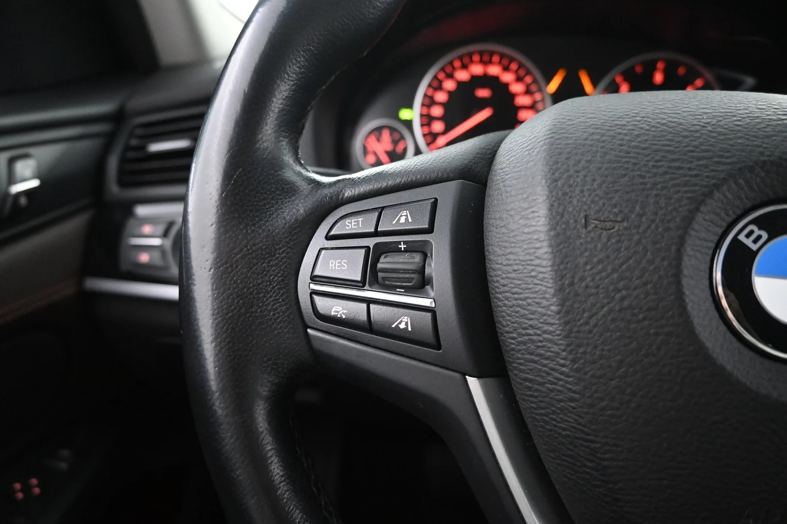 Car Image - 4AKlmxwam0BZfcCYnSb6D9