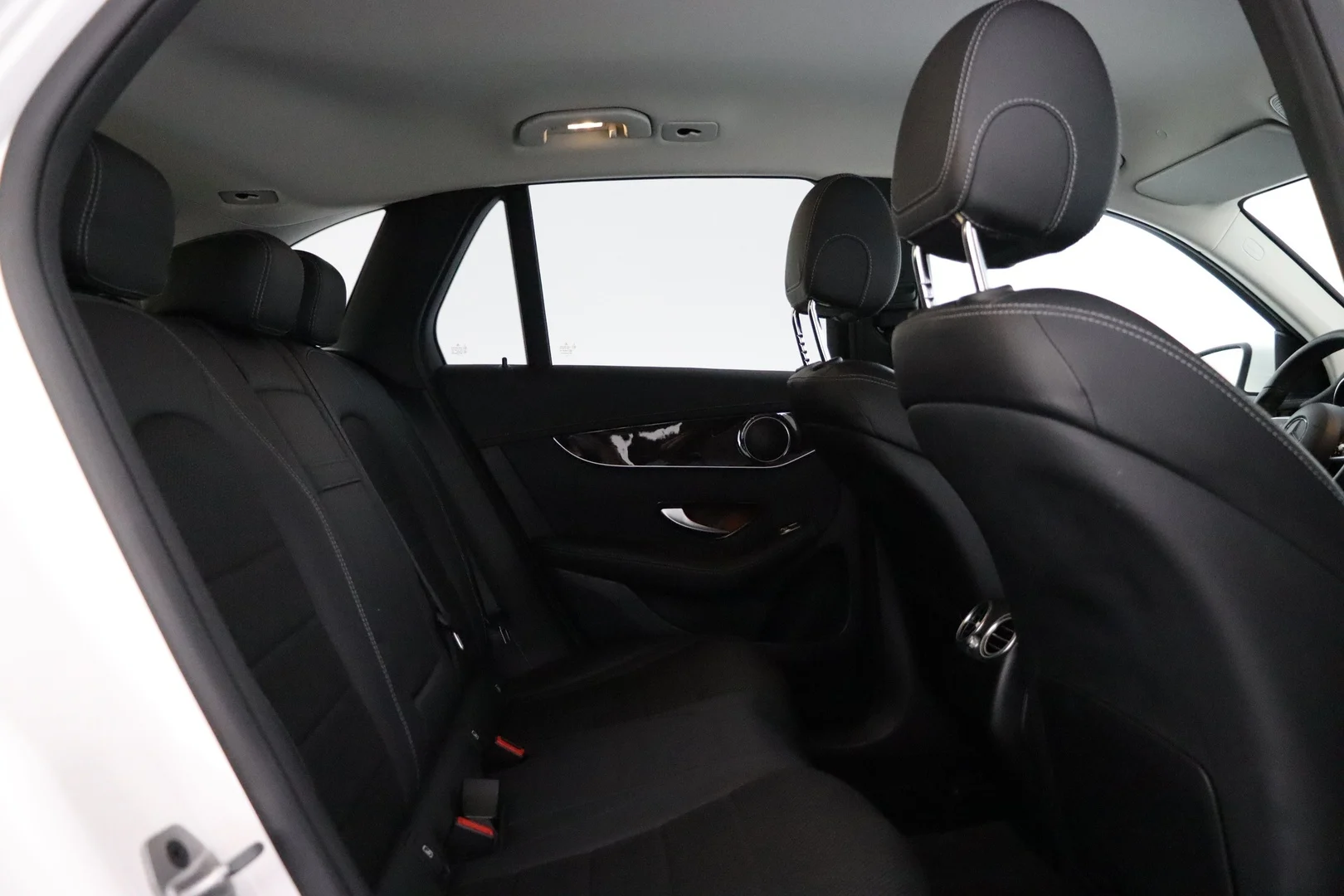 Car Image - 6mFgtiLcjWOOgvSN6PAs2D