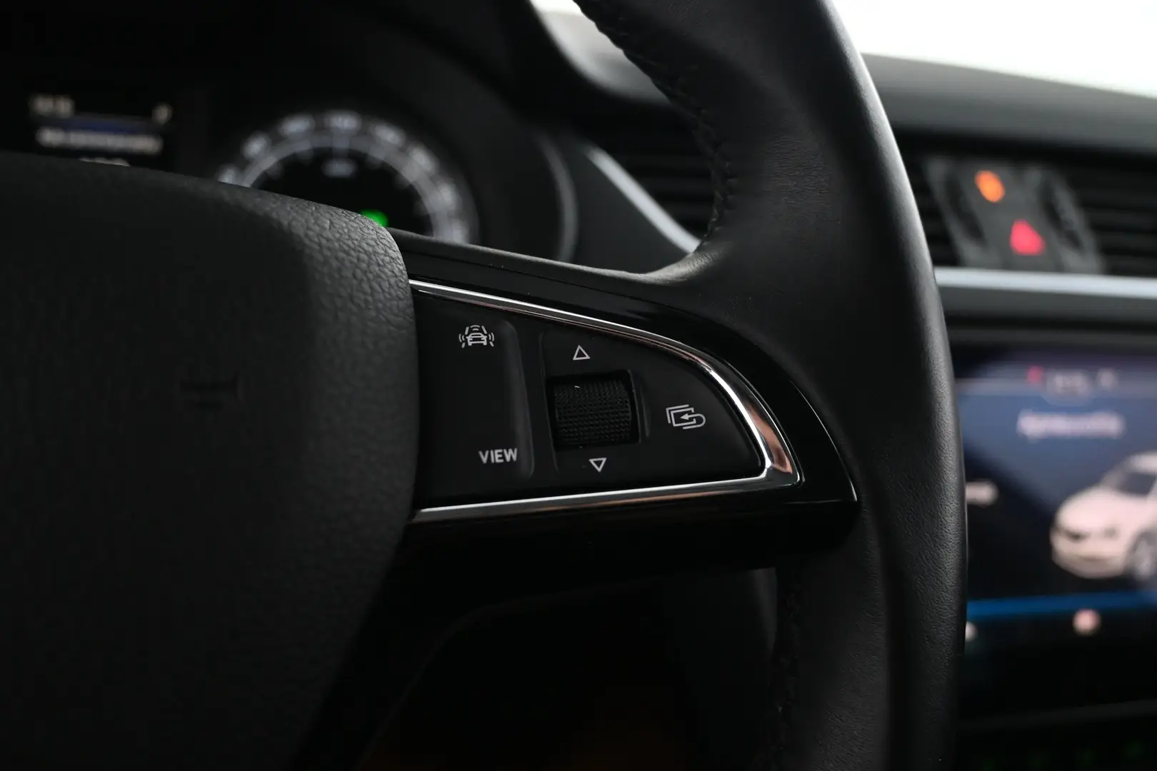 Car Image - 7sO8E5x2cp5sx5L7TI8sZL