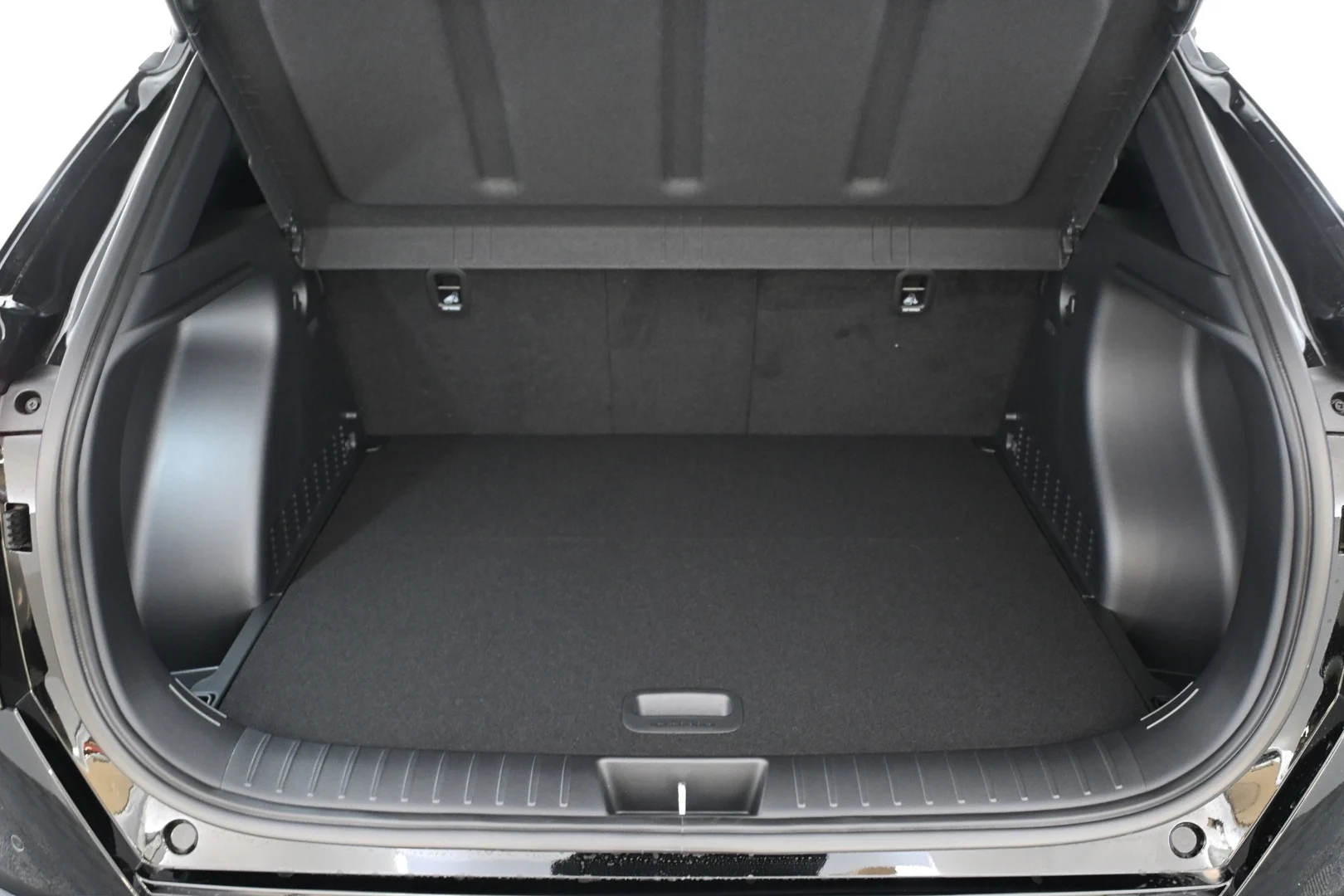 Car Image - 3dIDMBlsa9UXwqfXCRg3XU