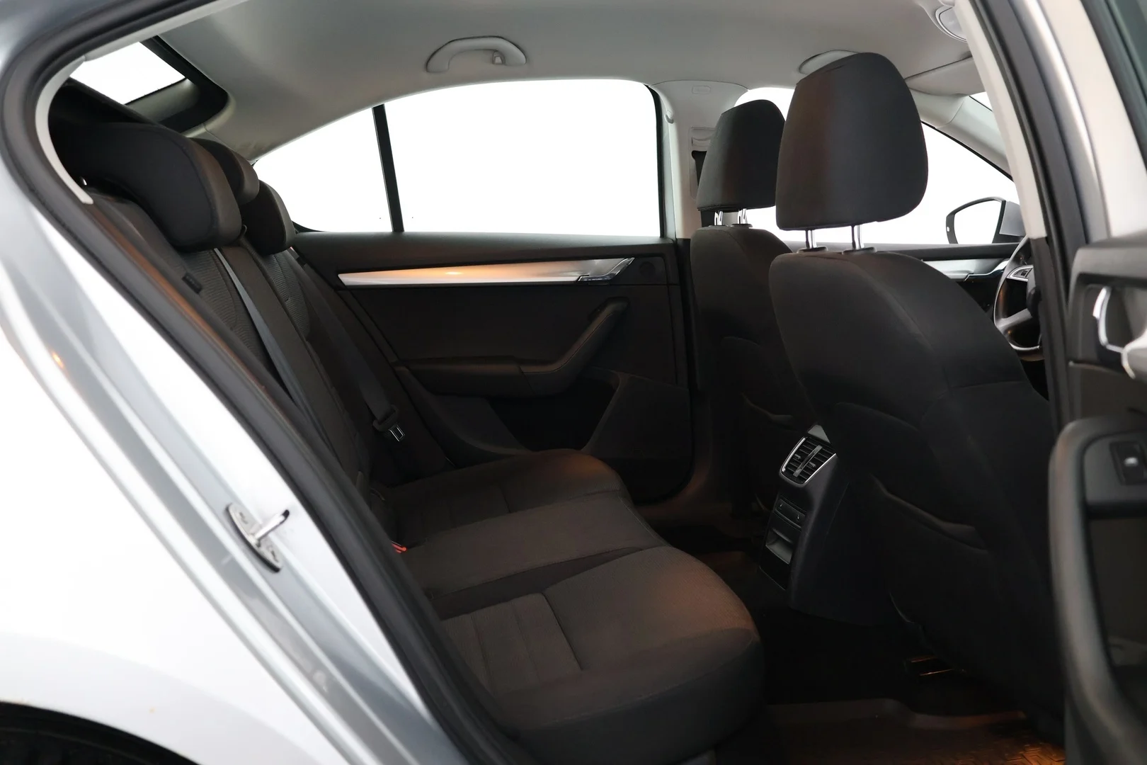 Car Image - u5Eo2Ux7QtdK1fAMwwTsQ