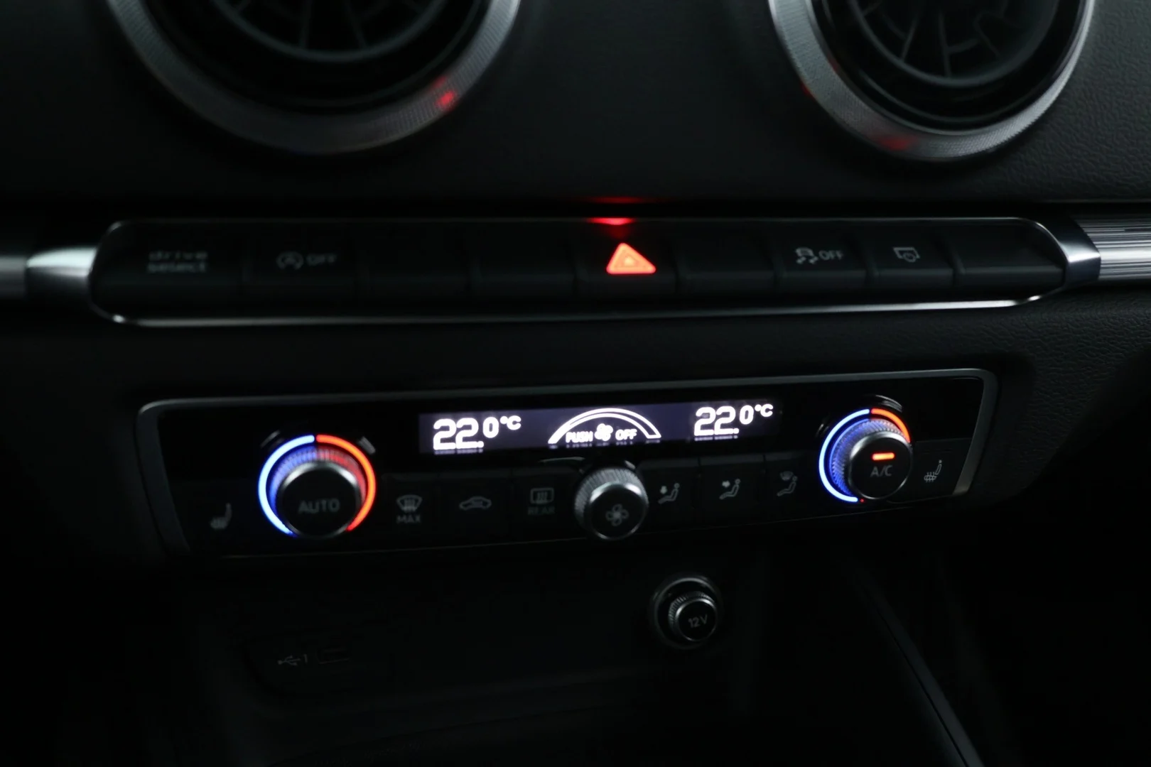 Car Image - 5sodkSOVV4R8wfBnU6HsnU