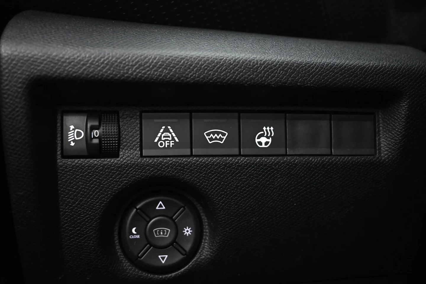 Car Image - 6nxhXjsJUj2GJVV0MPlGuC