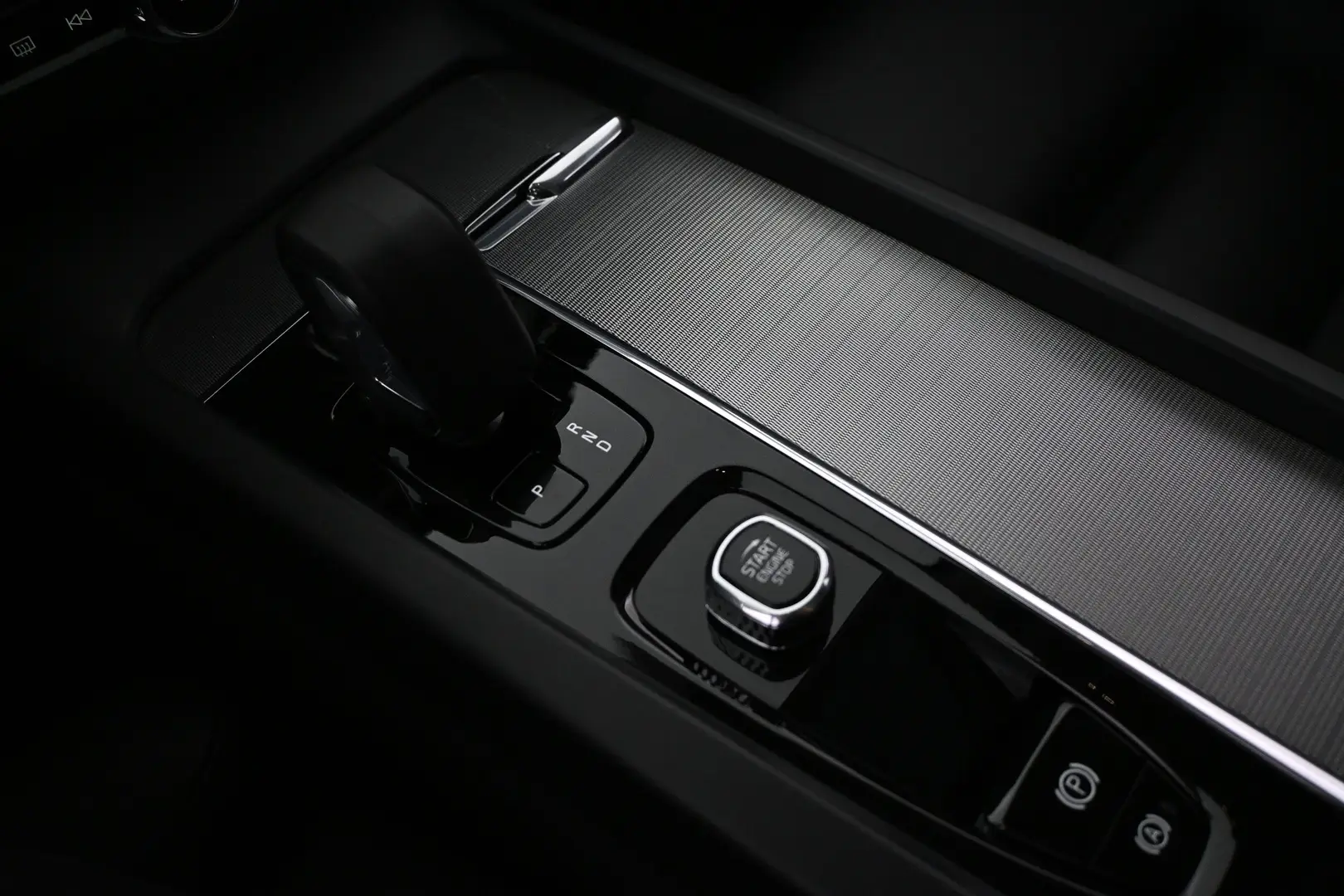 Car Image - 6bV15DpUPWJKIf401LAf6e
