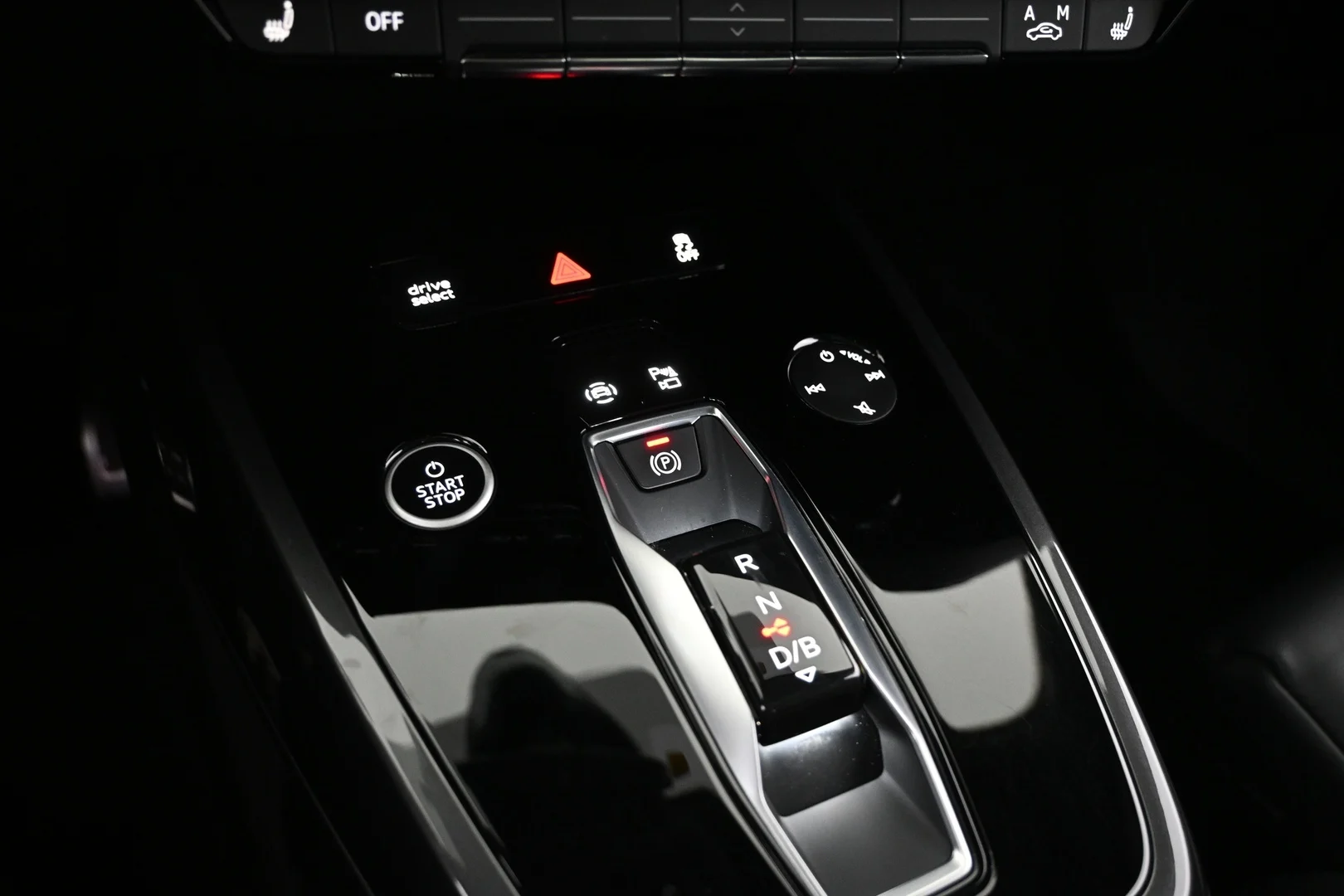 Car Image - q9WrH6Peld5pqYHBlf41l