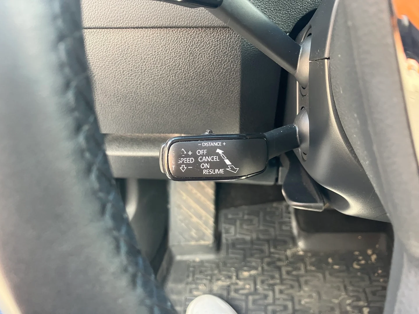 Car Image - 43BaaSW7h6c1wQUHL82tqE