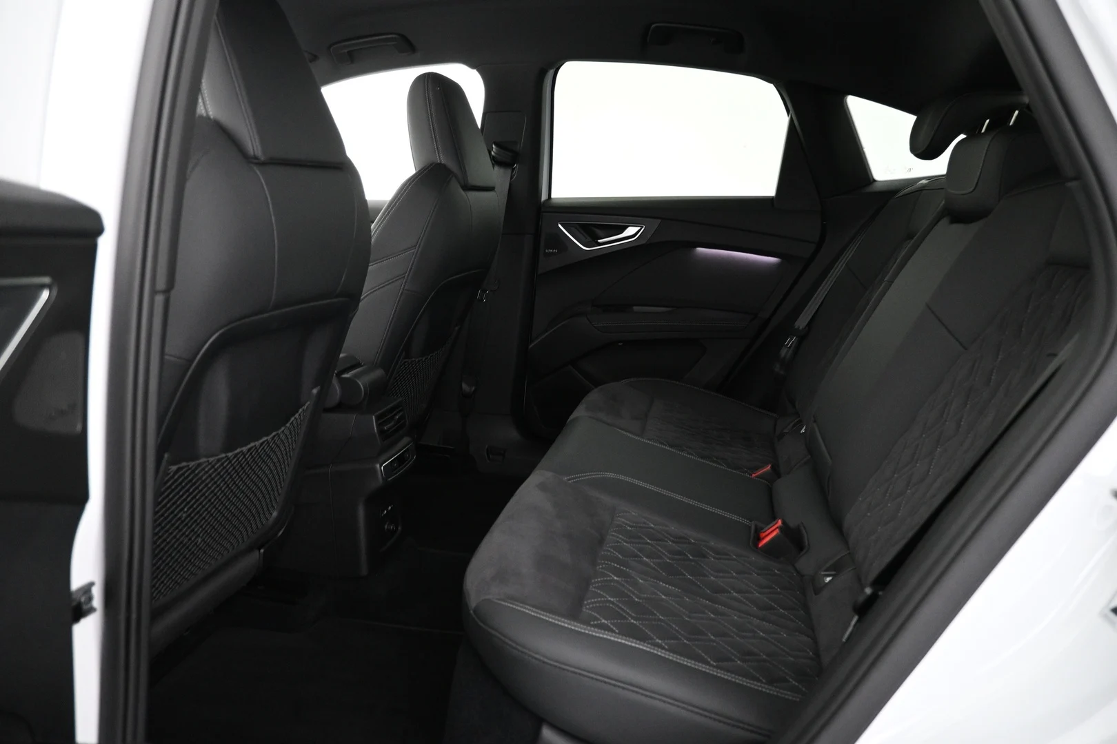Car Image - O4ACs7zZ9fvtpUvTPBCdr