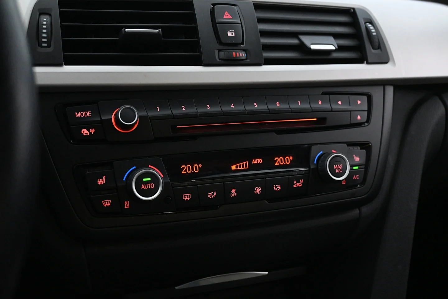 Car Image - 7d59V1HETtWfviYGIotkc2