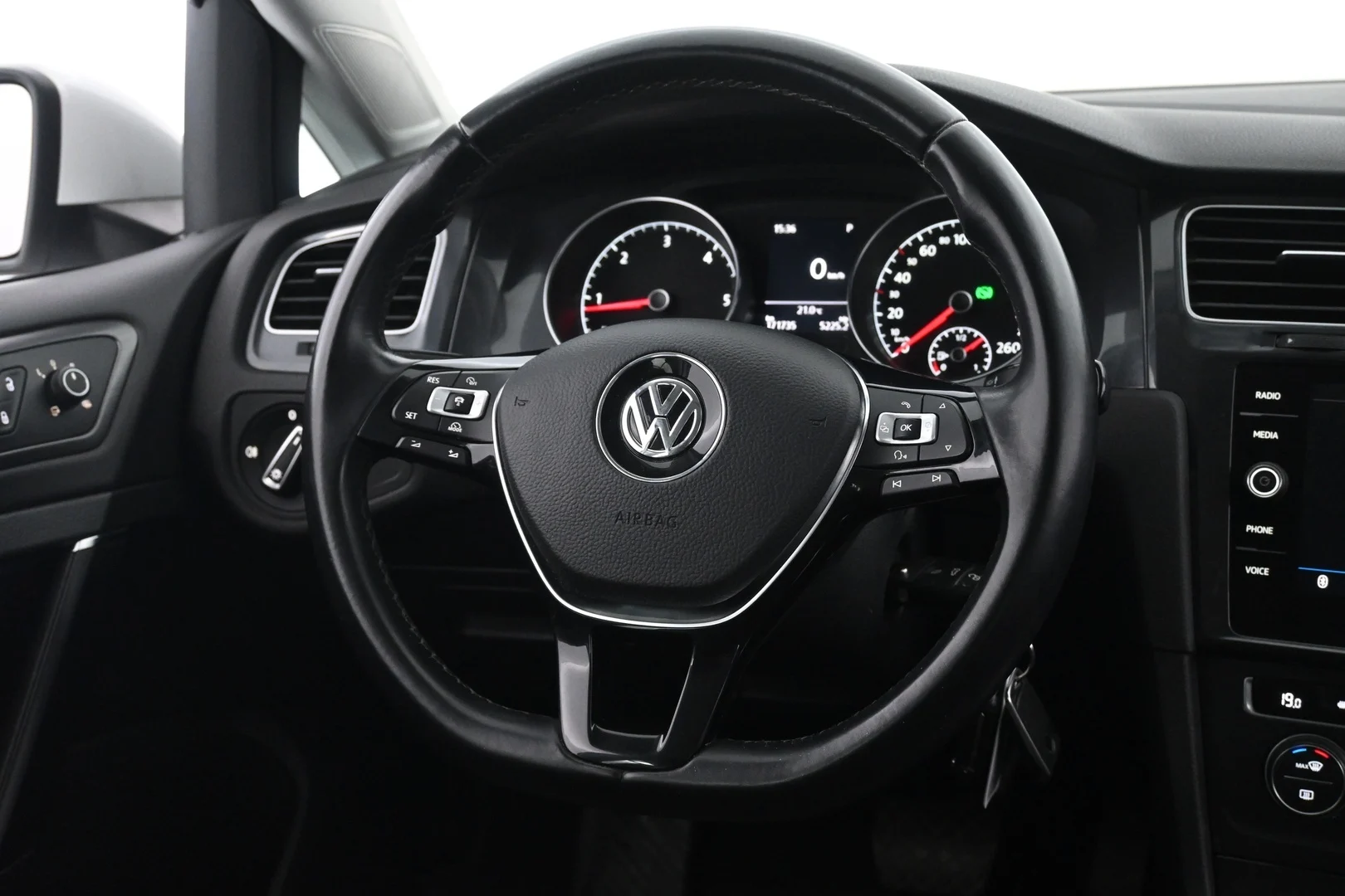 Car Image - 4Tvu7Xsk1TBDQnAc6LTXm4