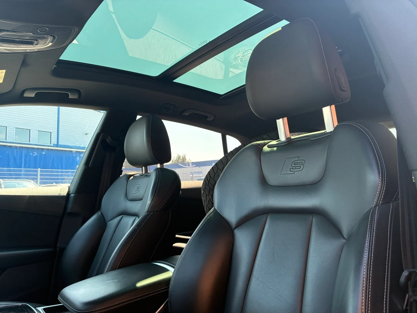 Car Image - 1qfI4qBRD05zFUSeRRjZOm